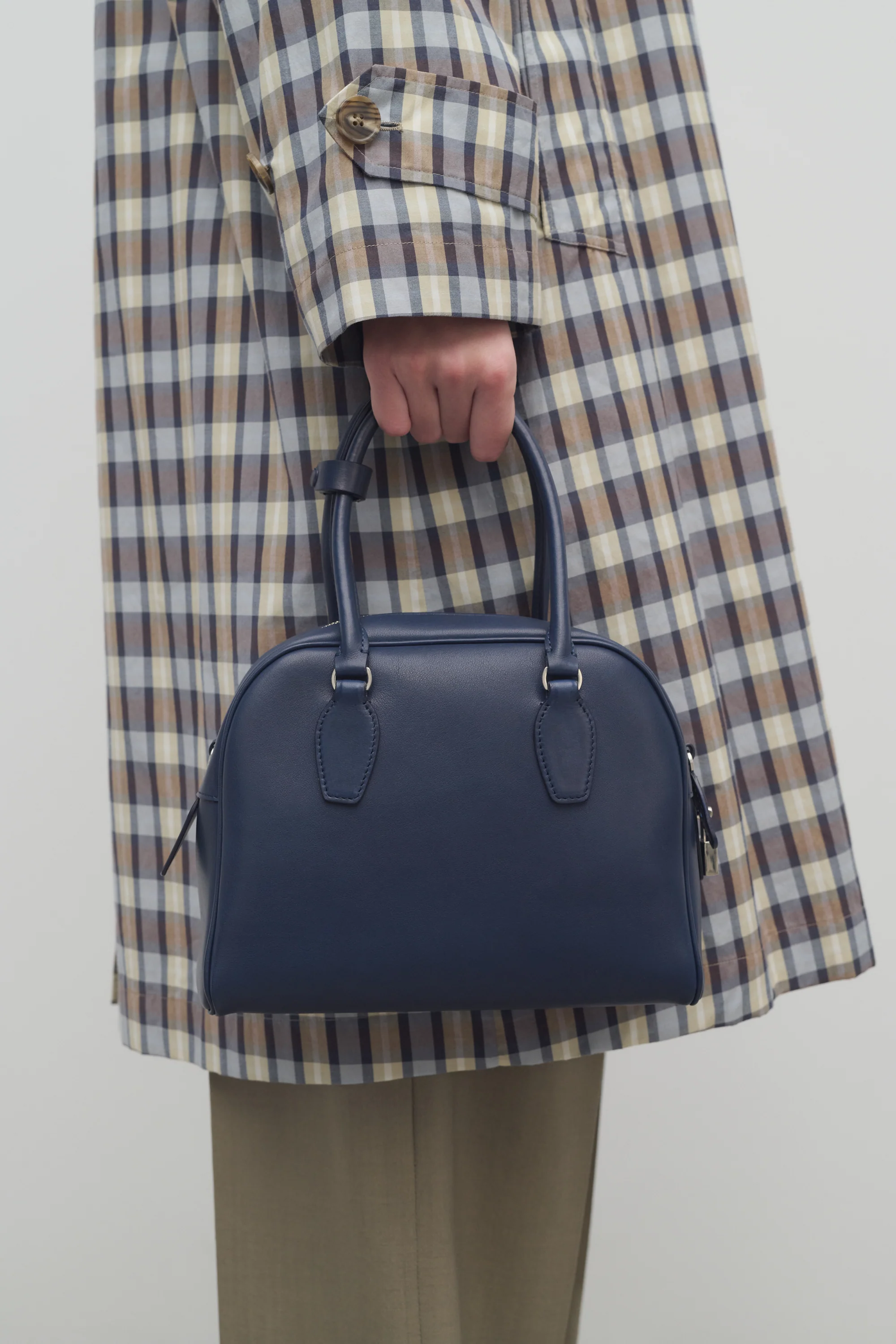 India 10.00 Bag - Image 5