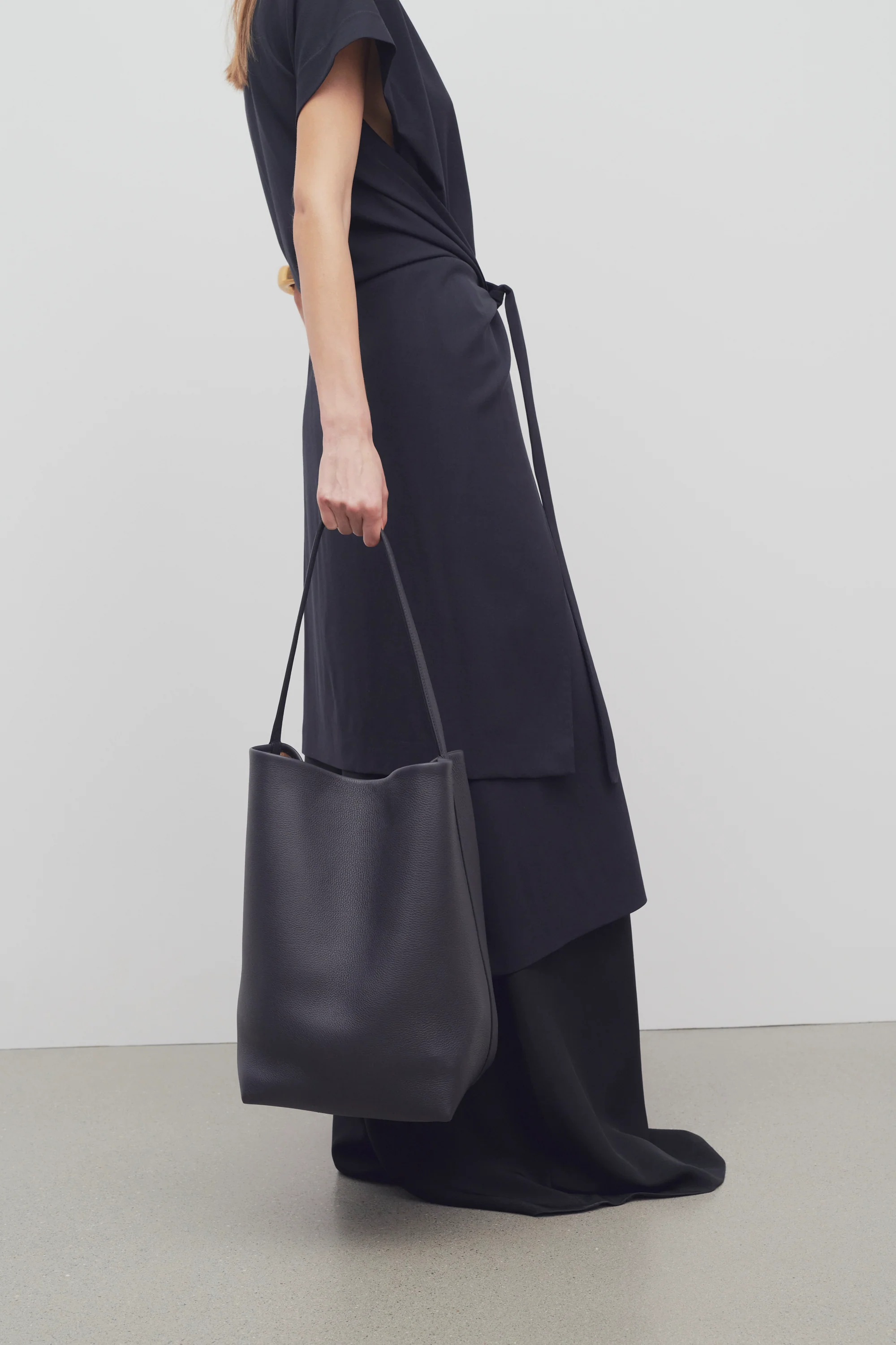 Large N/S Park Tote Bag - Image 4